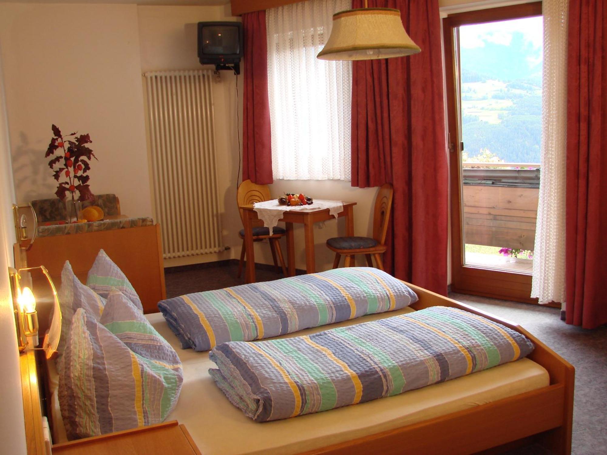Gasthof Hotel Woehrmaurer Feldthurns Bagian luar foto
