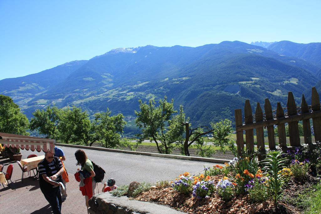 Gasthof Hotel Woehrmaurer Feldthurns Bagian luar foto